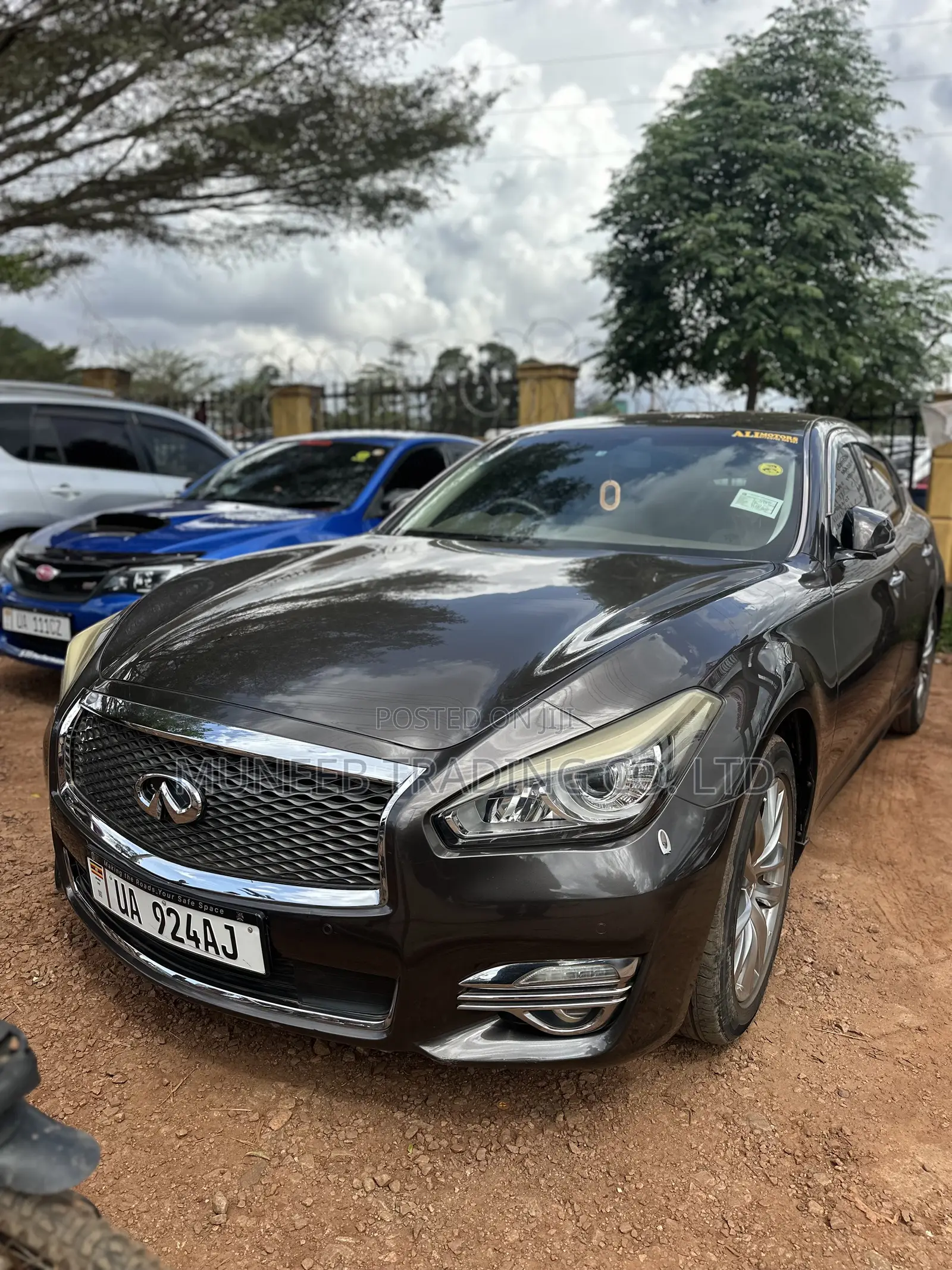 Nissan Fuga 2016 Gray