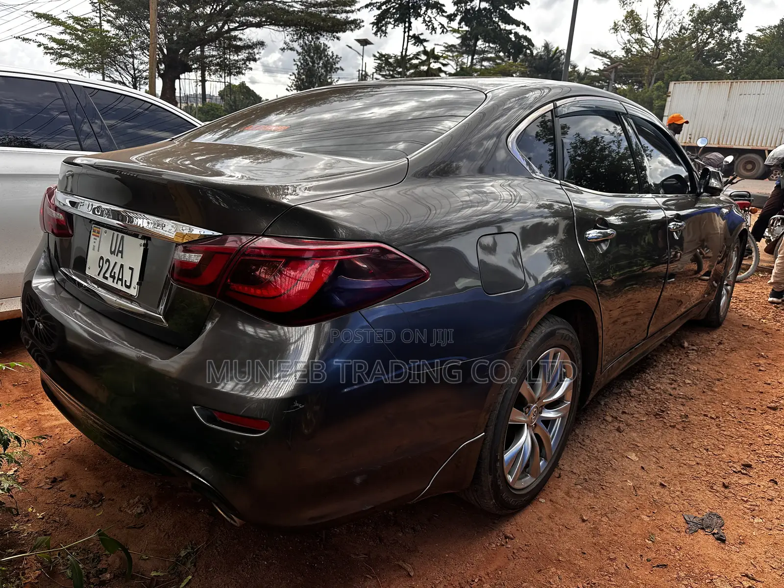 Nissan Fuga 2016 Gray