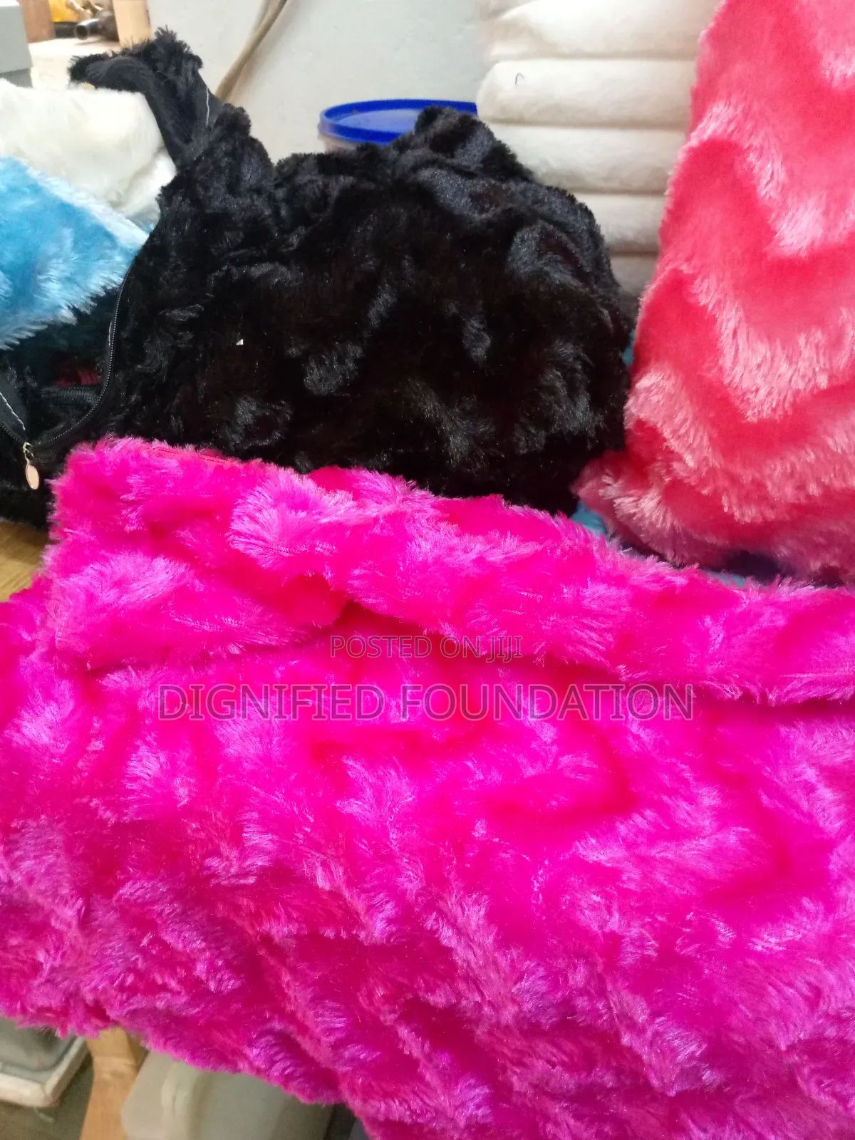 Fluffy Fiber Cushions