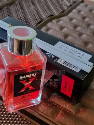Sameili Strawberry Car Perfume