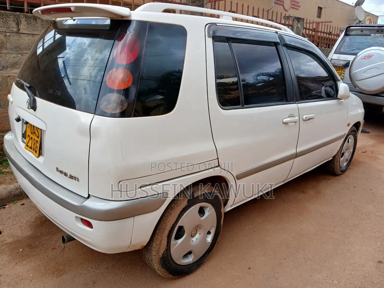 Toyota Raum 1999 White