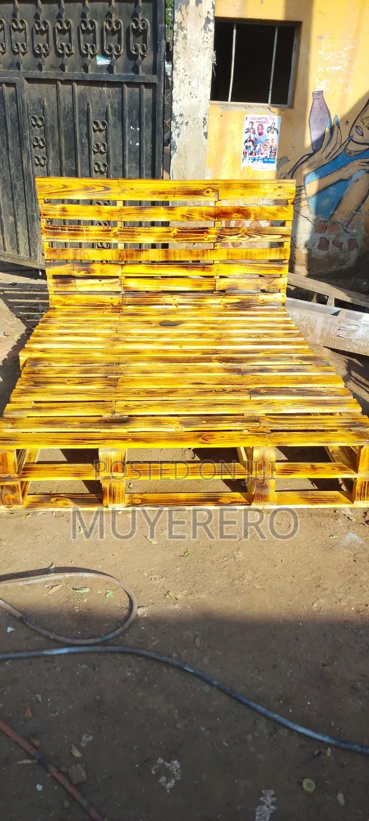 Pallet Bed