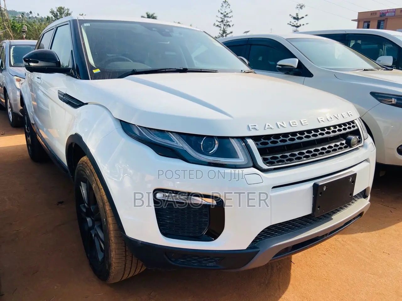 Land Rover Range Rover Evoque HSE 4x4 5-Door 2017 White