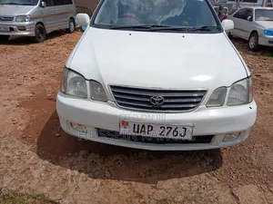 Toyota Gaia 1999 White