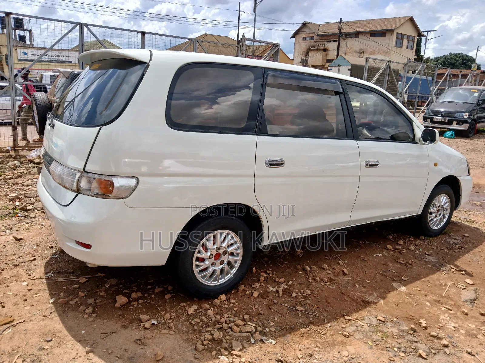 Toyota Gaia 1999 White