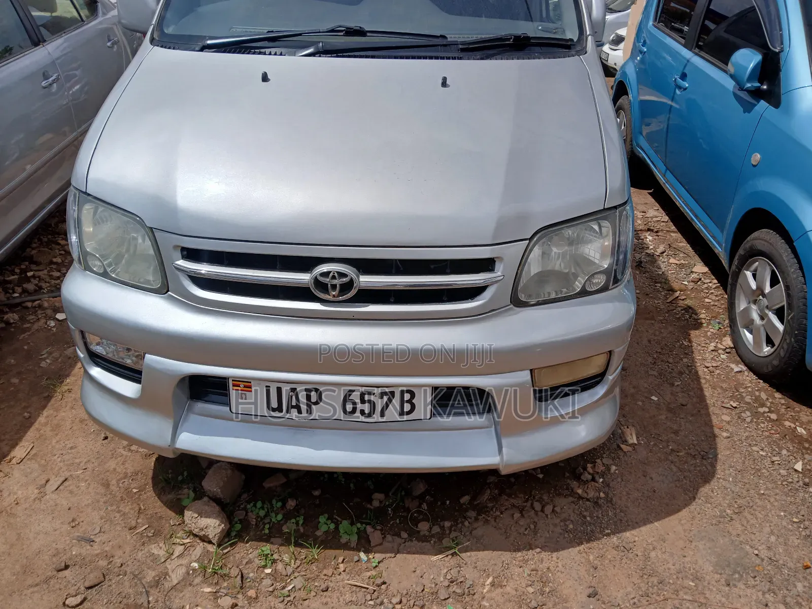 Toyota Noah 2004 Silver