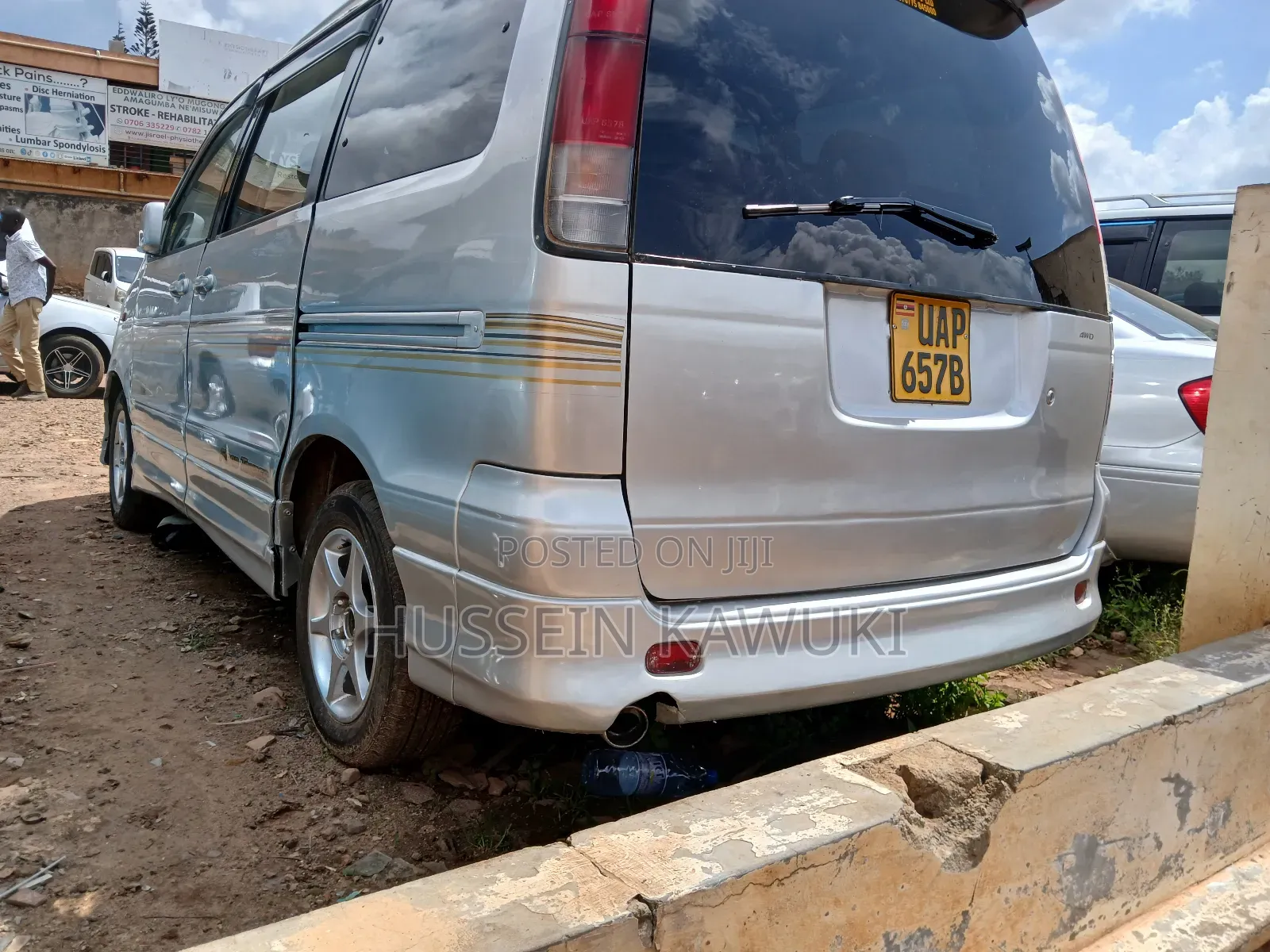 Toyota Noah 2004 Silver