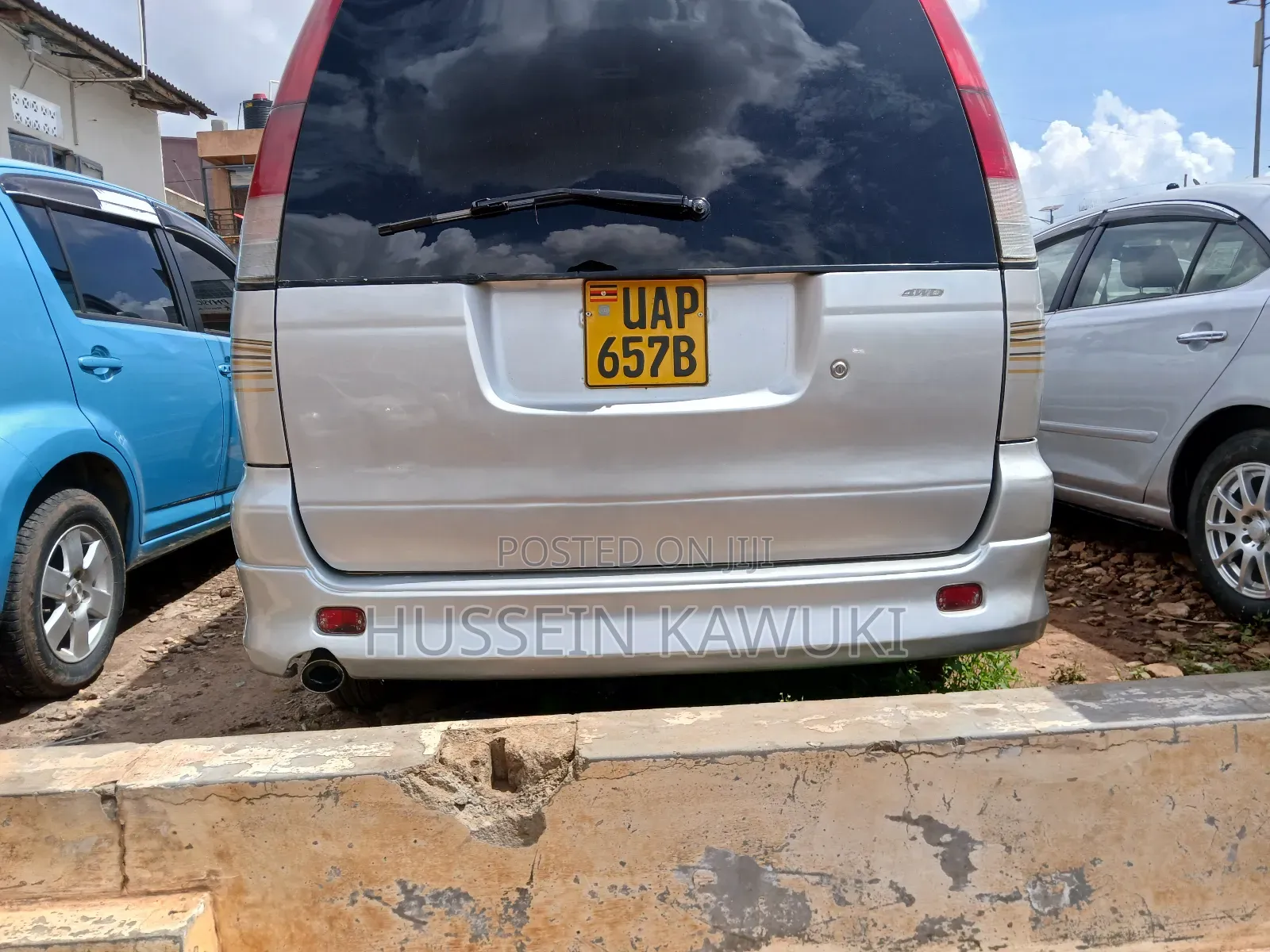 Toyota Noah 2004 Silver