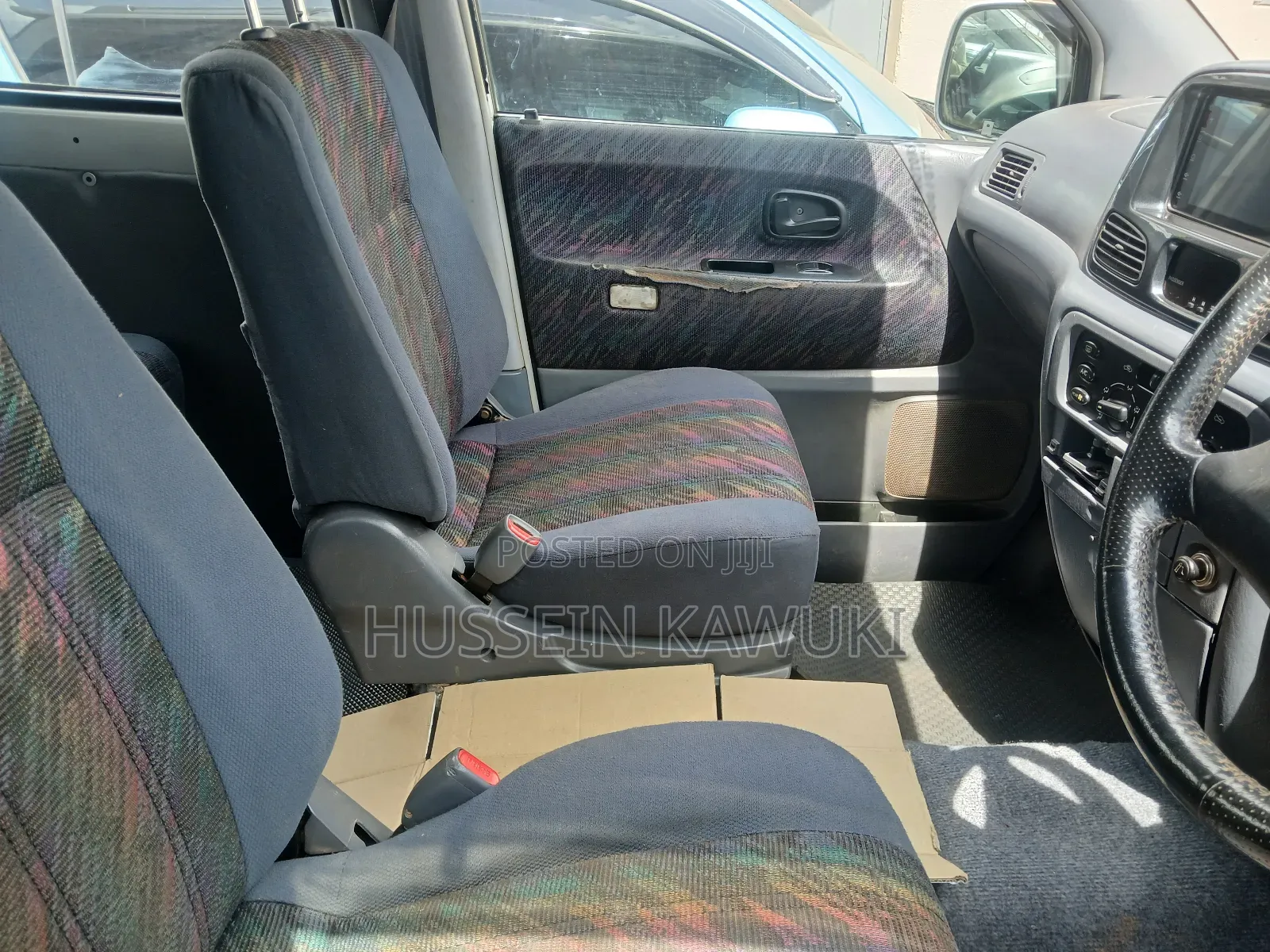 Toyota Noah 2004 Silver