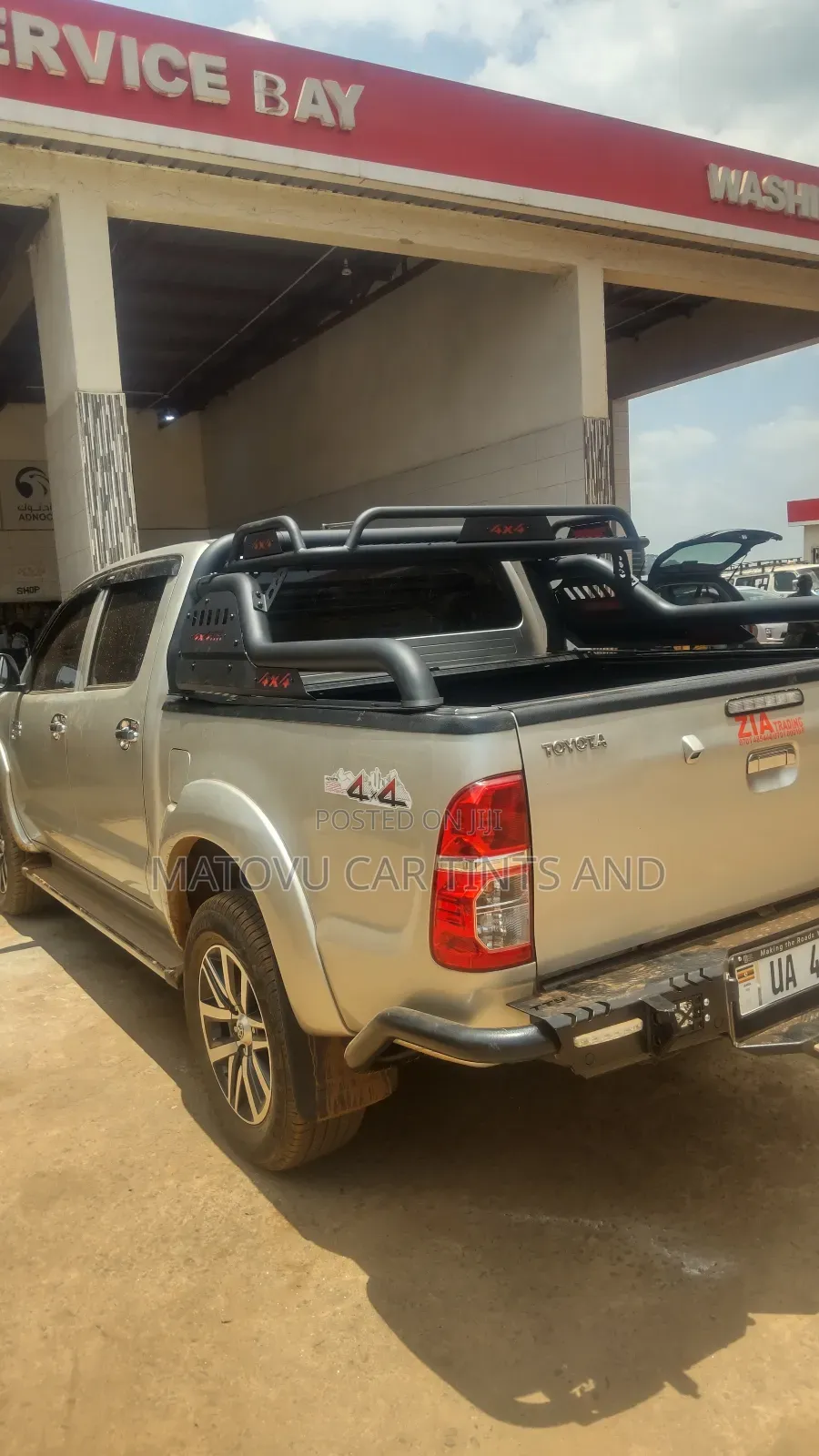 Denis Hilux Roll Bars