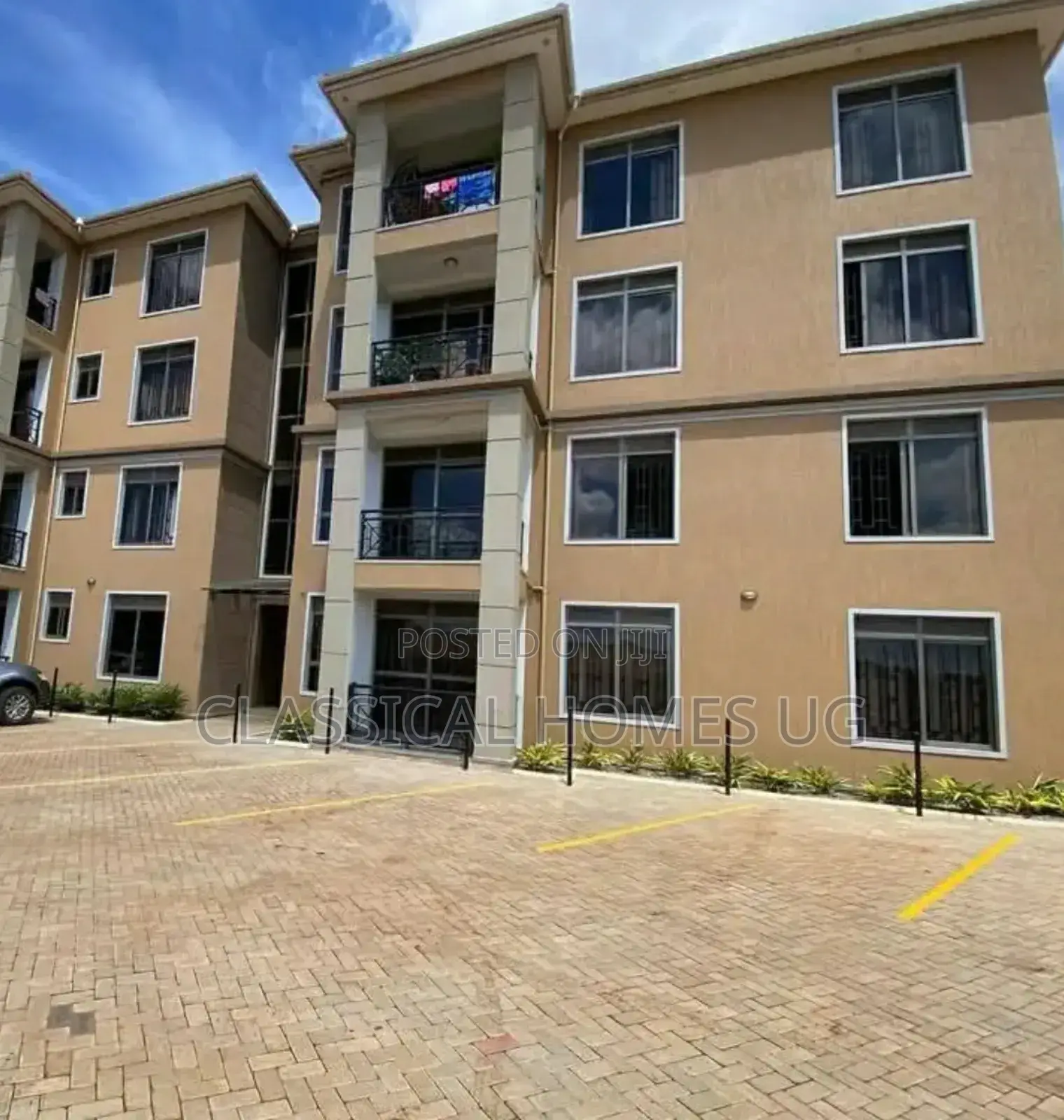 3bdrm Apartment in Lubowa Entebbe Road, Central Division for rent