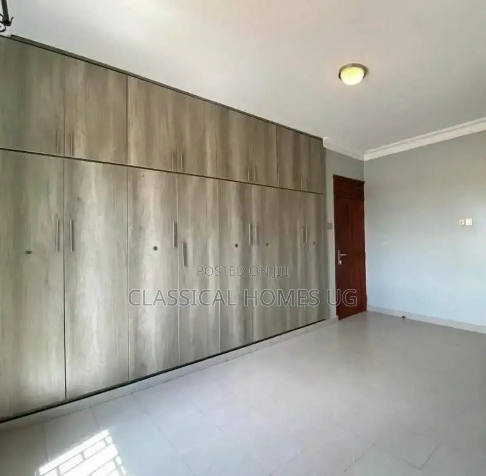 3bdrm Apartment in Lubowa Entebbe Road, Central Division for rent