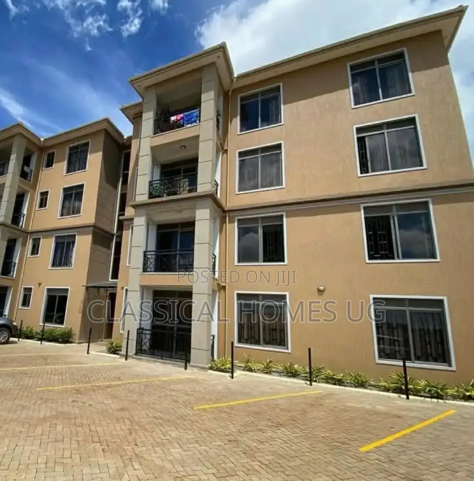 3bdrm Apartment in Lubowa Entebbe Road, Central Division for rent