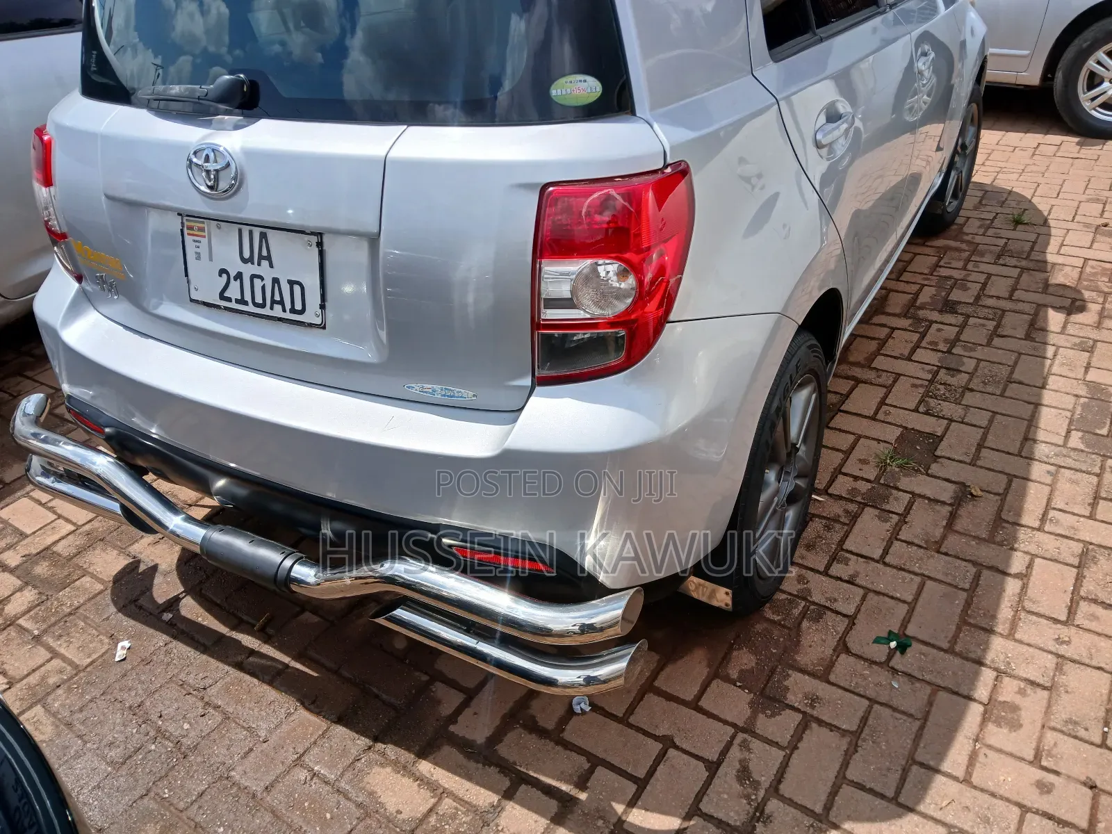 Toyota IST 2010 Silver