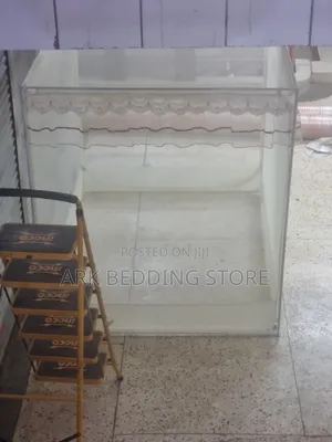 Plain Cream Zip Box Net
