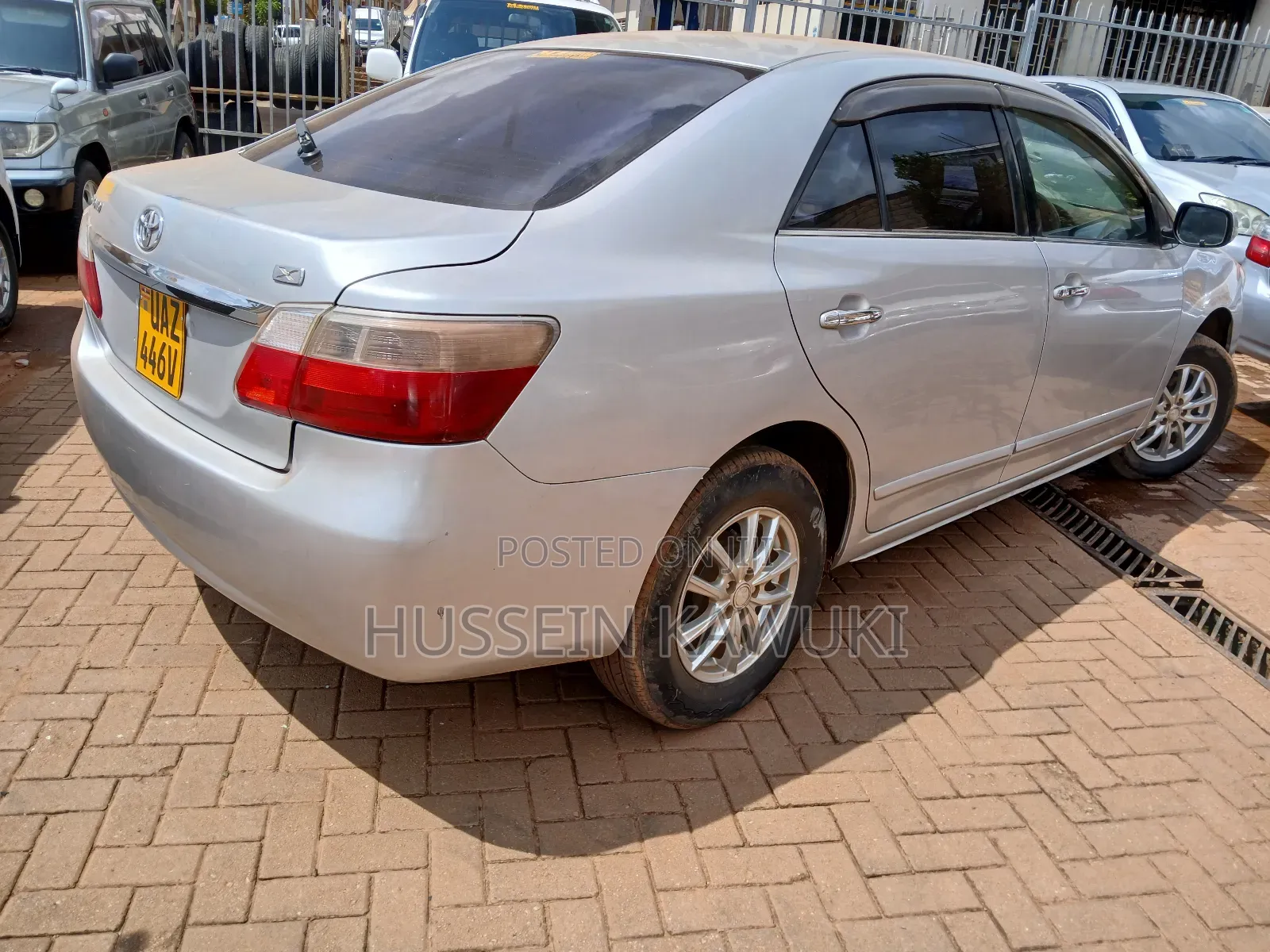 Toyota Premio 2010 Silver