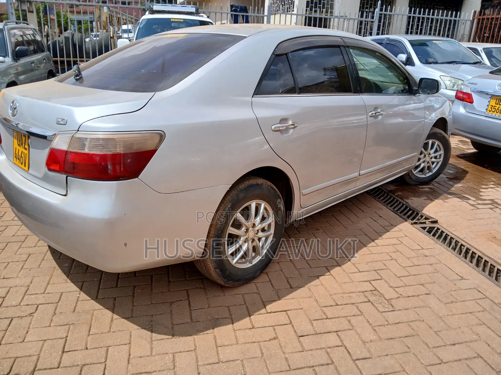 Toyota Premio 2010 Silver