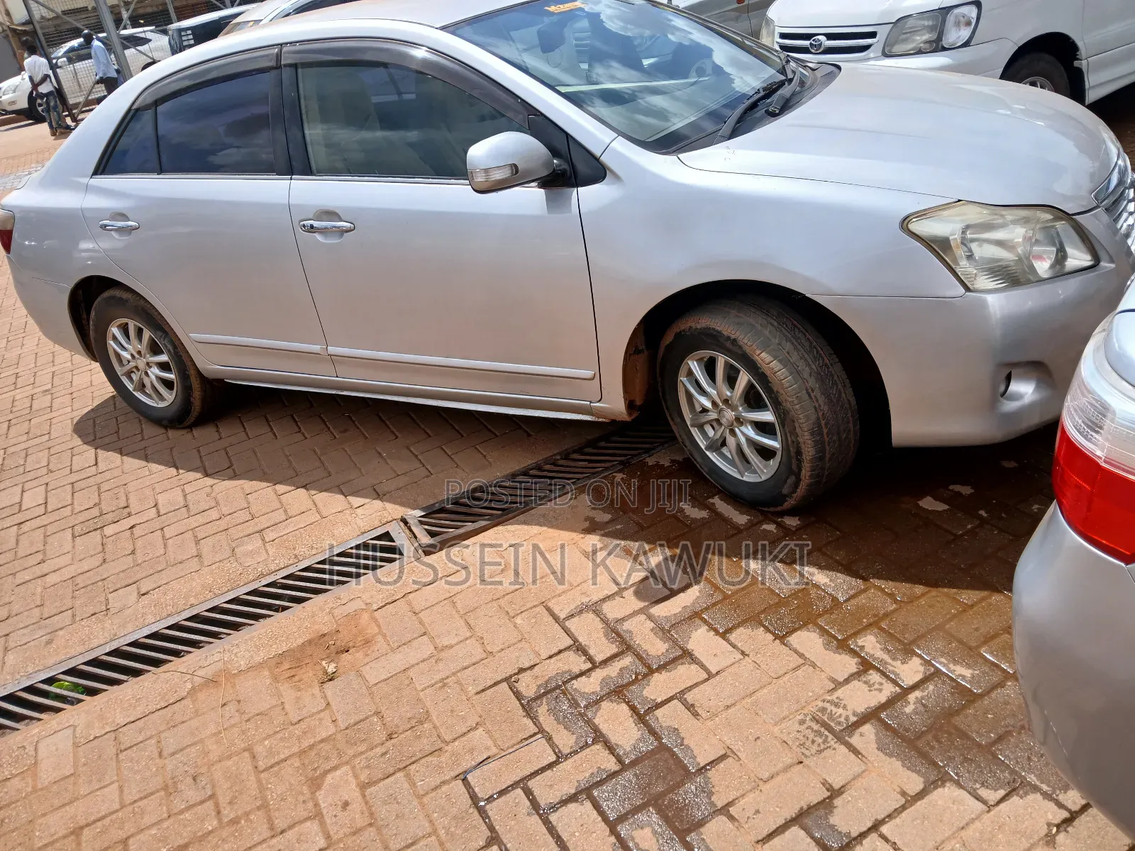Toyota Premio 2010 Silver