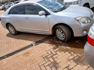 Toyota Premio 2010 Silver