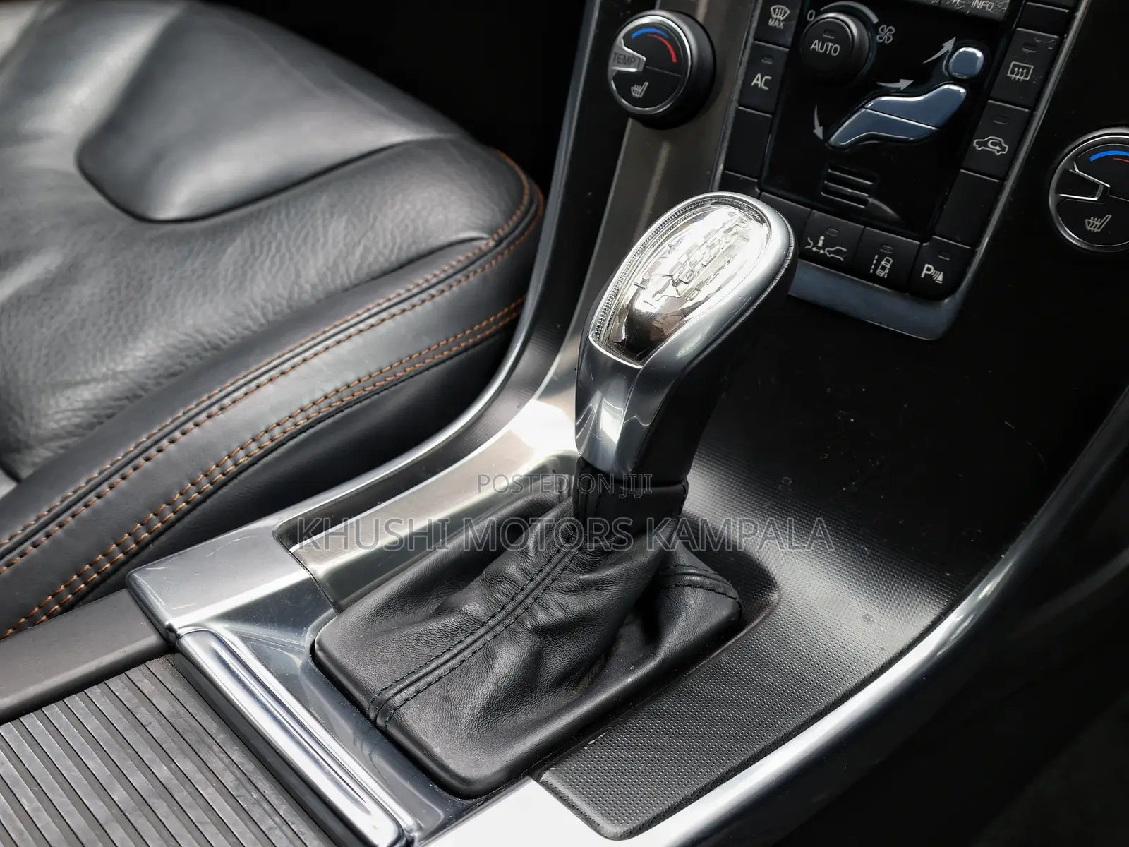 Volvo XC60 2013 Black
