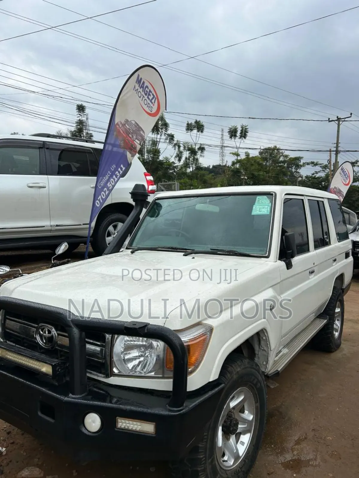 Toyota Land Cruiser 2006 White