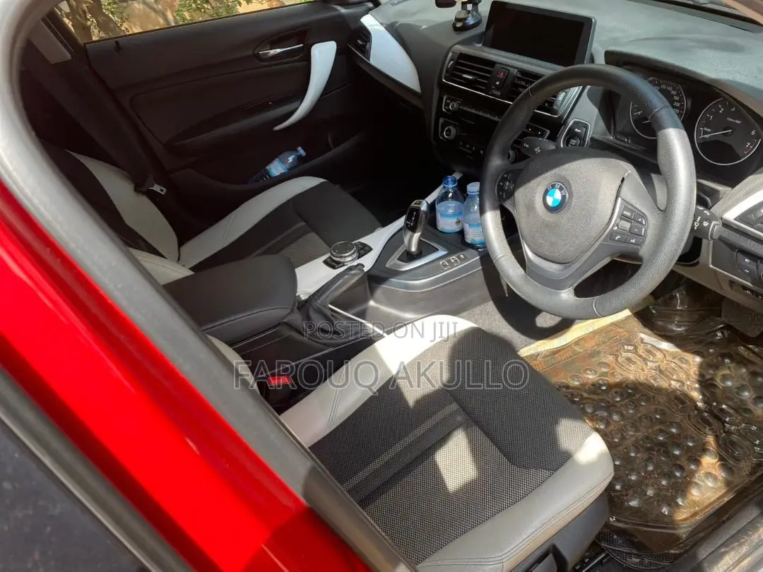 BMW 118i 2015 Red