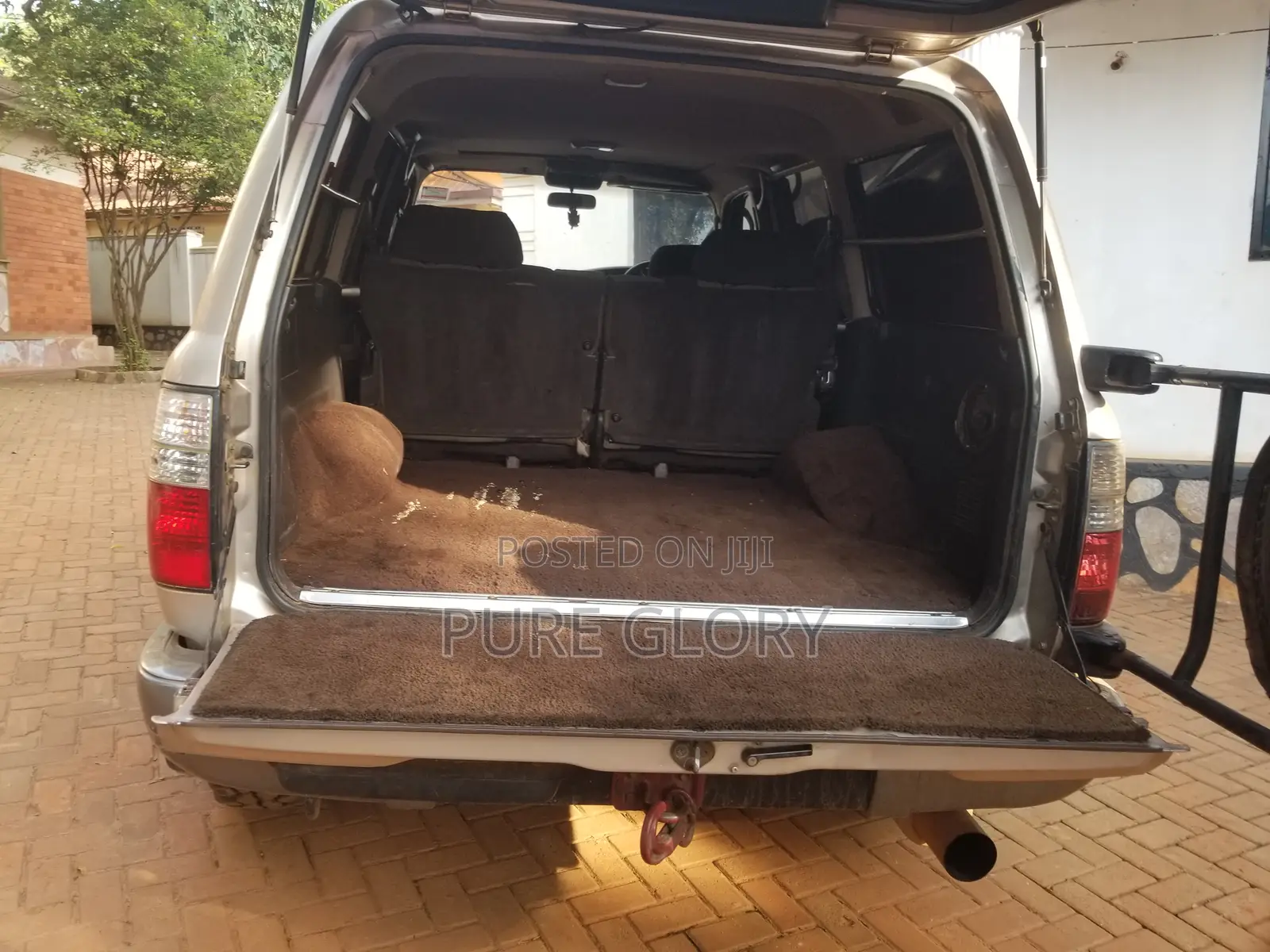 Toyota Land Cruiser 90 1997 Silver