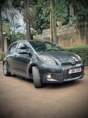 Toyota Vitz 2008 Black