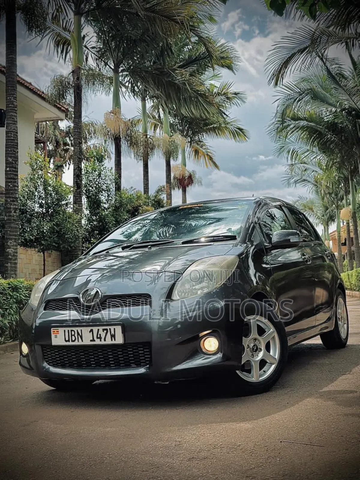 Toyota Vitz 2008 Black