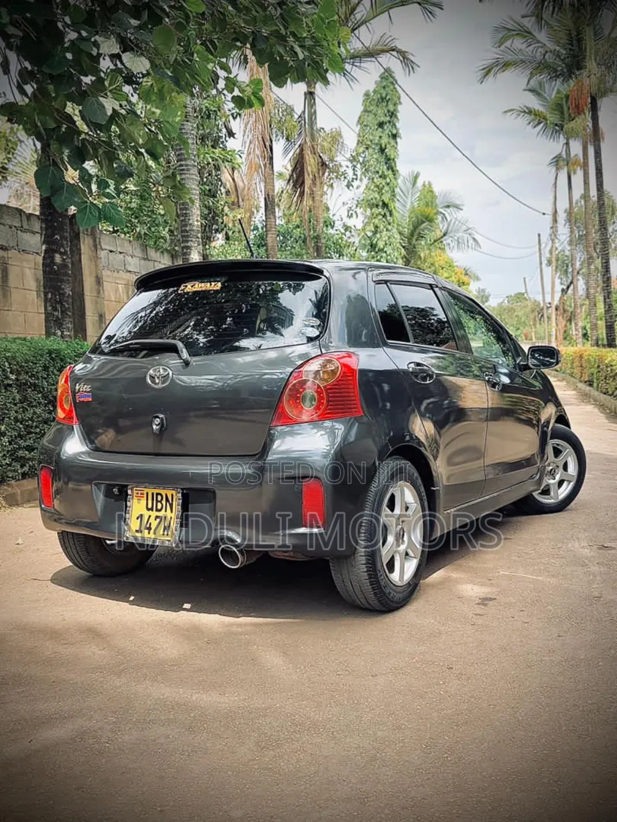 Toyota Vitz 2008 Black