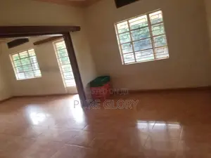 3bdrm House in Mutungo, Nakawa for sale
