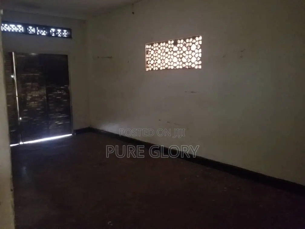 3bdrm House in Mutungo, Nakawa for sale