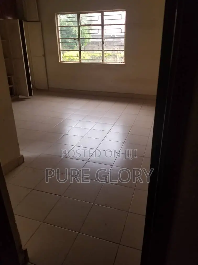 3bdrm House in Mutungo, Nakawa for sale