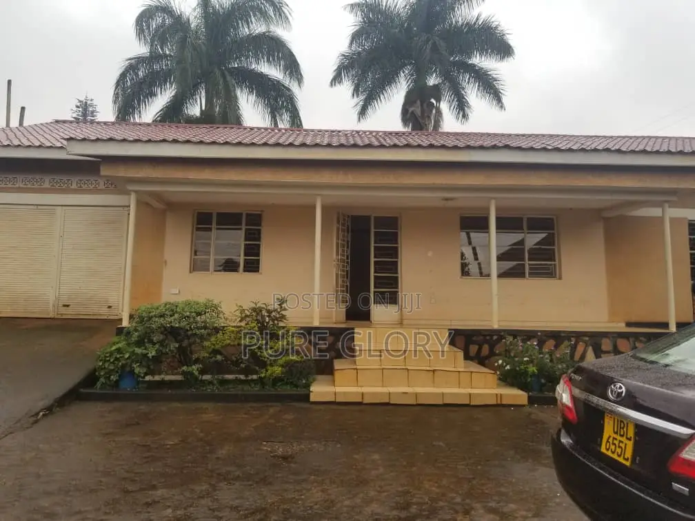 3bdrm House in Mutungo, Nakawa for sale