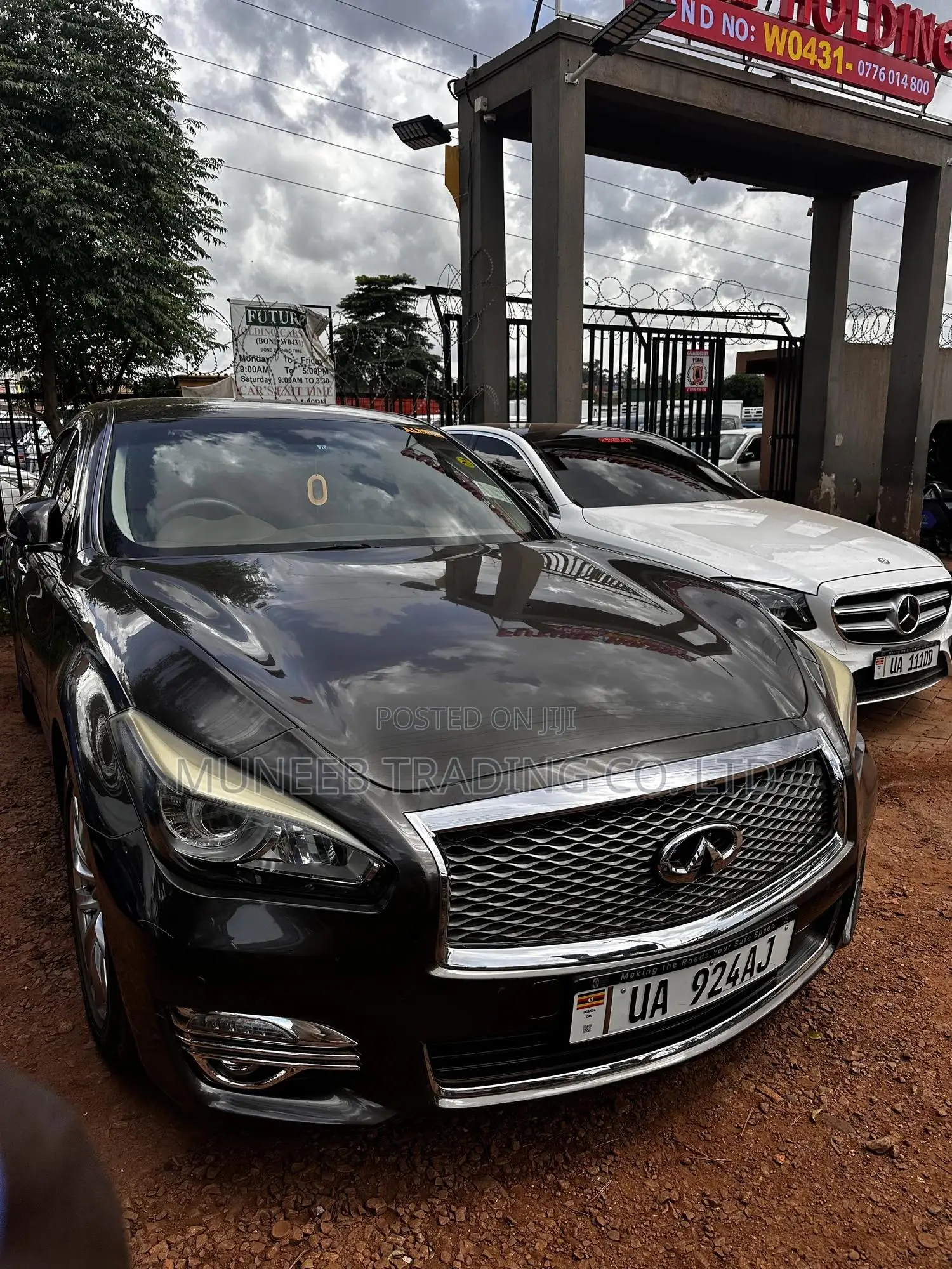 Nissan Fuga 2016 Gray