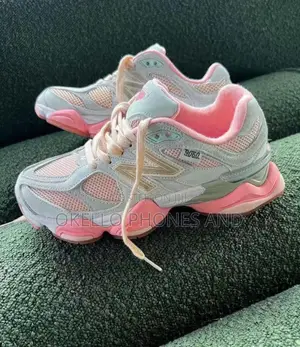 New Balance 9060
