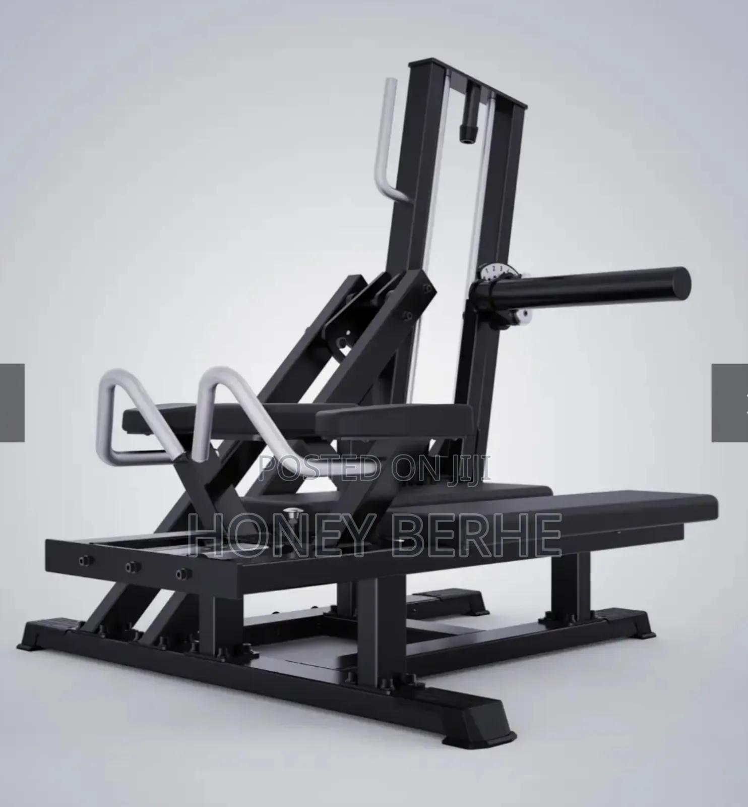 Glute Kickback Machine