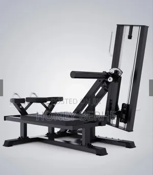 Glute Kickback Machine