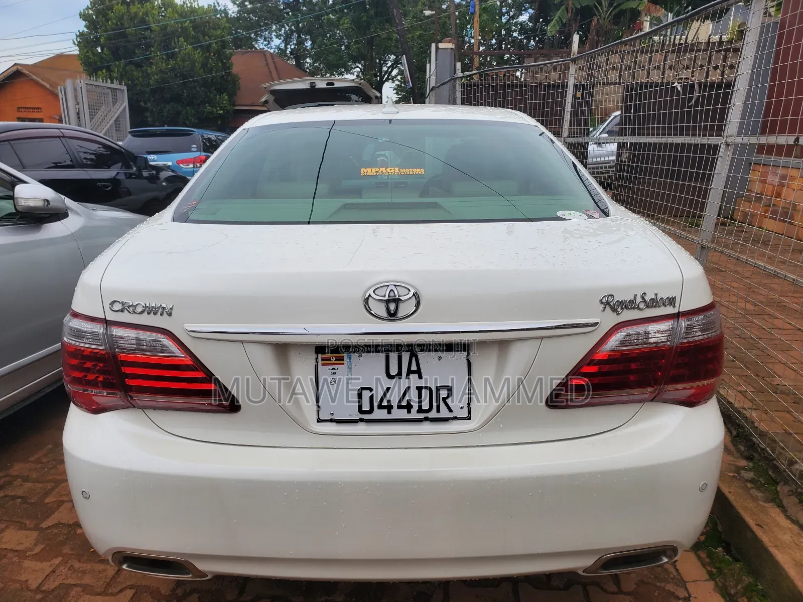 Toyota Crown 2019 White
