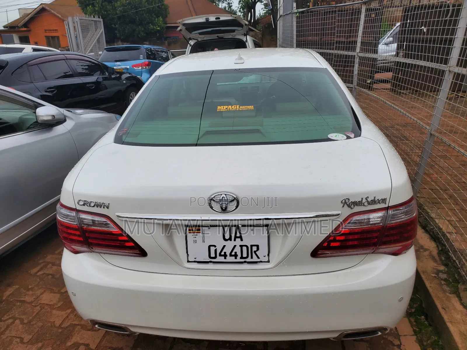 Toyota Crown 2019 White