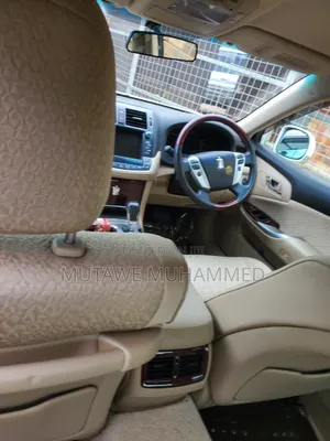 Toyota Crown 2019 White