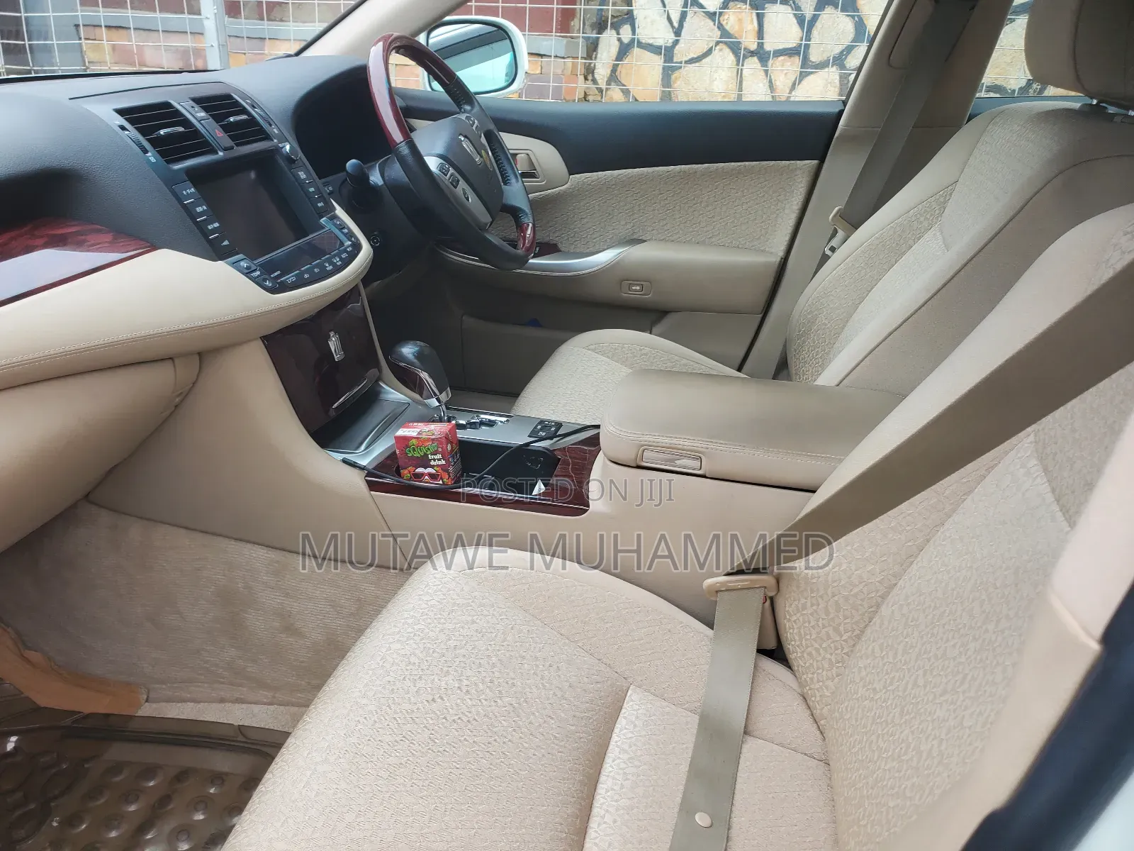 Toyota Crown 2019 White