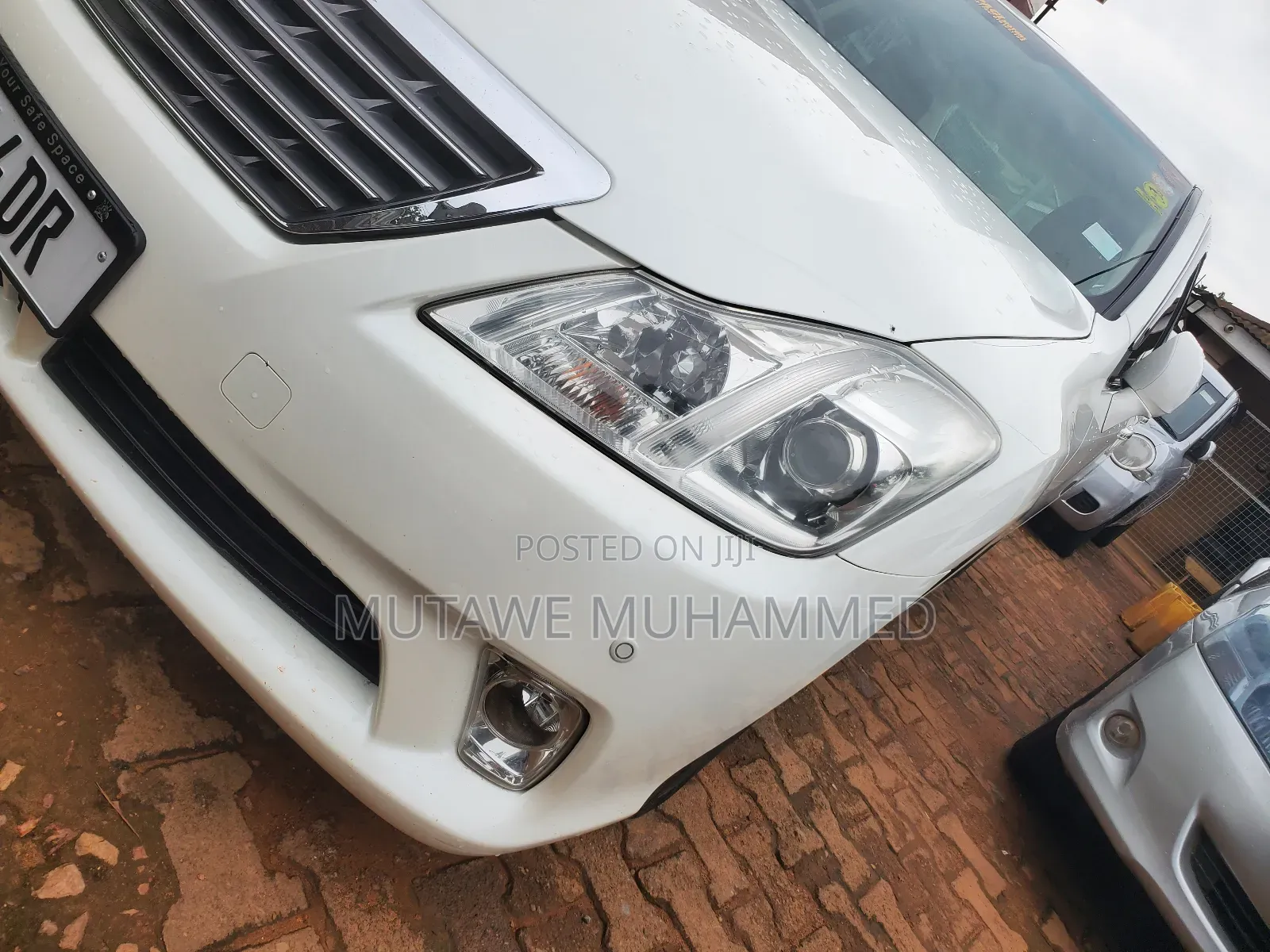 Toyota Crown 2019 White