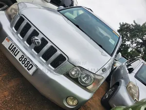 Toyota Kluger 2005 Silver