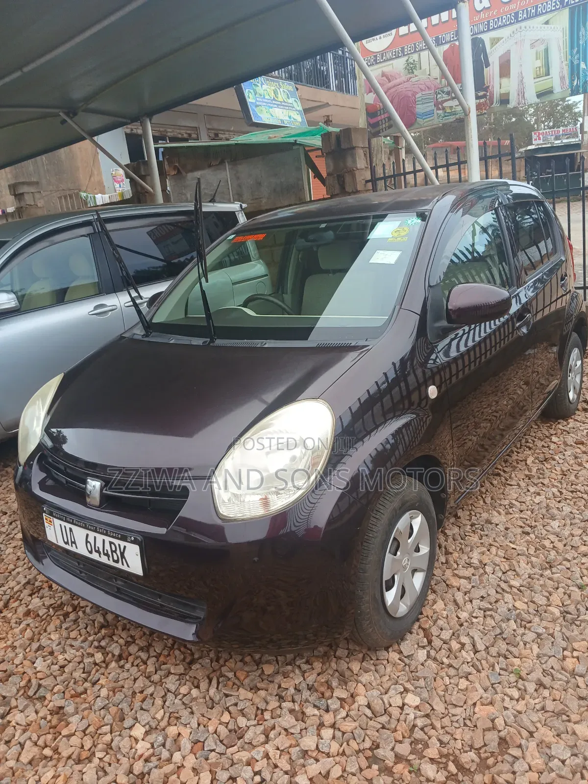 Toyota Passo 1.0 FWD 2016 Black