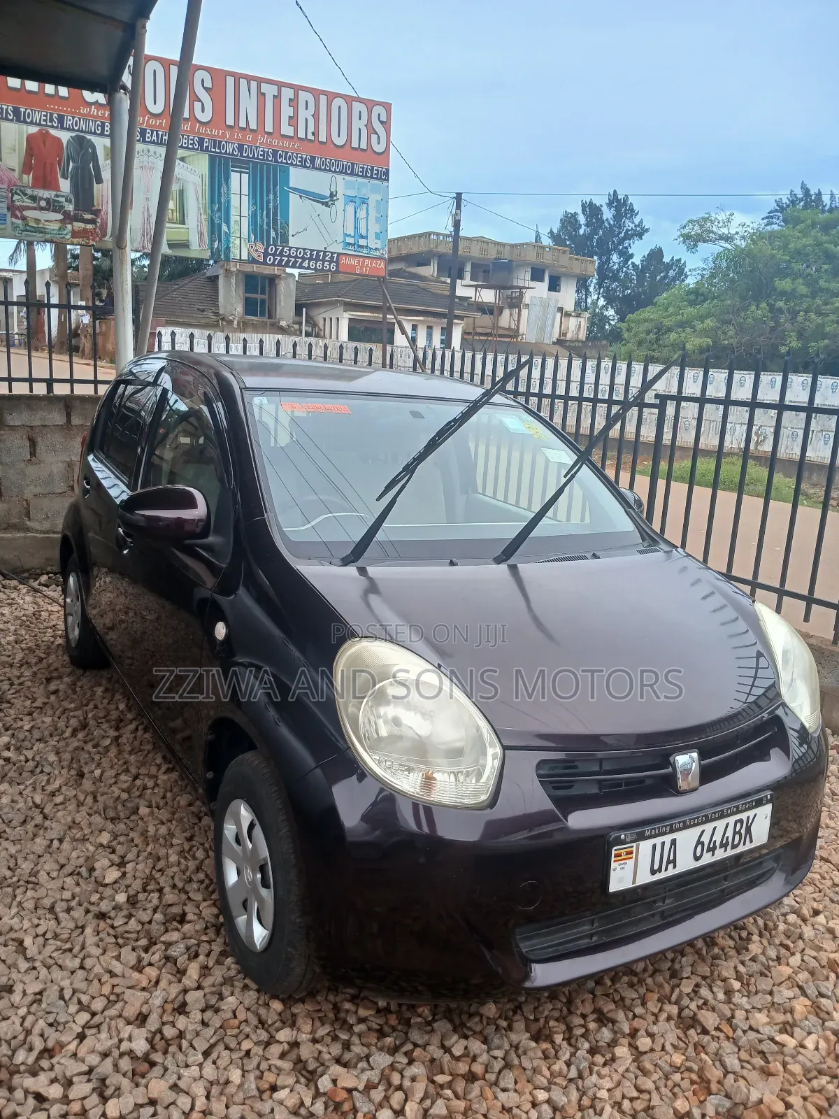 Toyota Passo 1.0 FWD 2016 Black