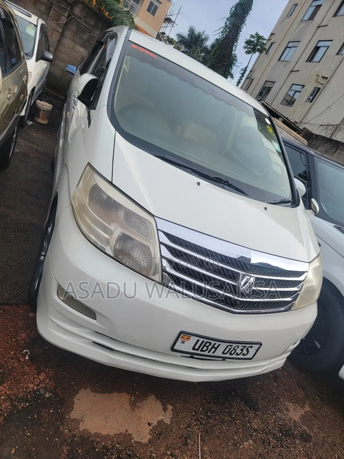 Toyota Alphard 2004 White