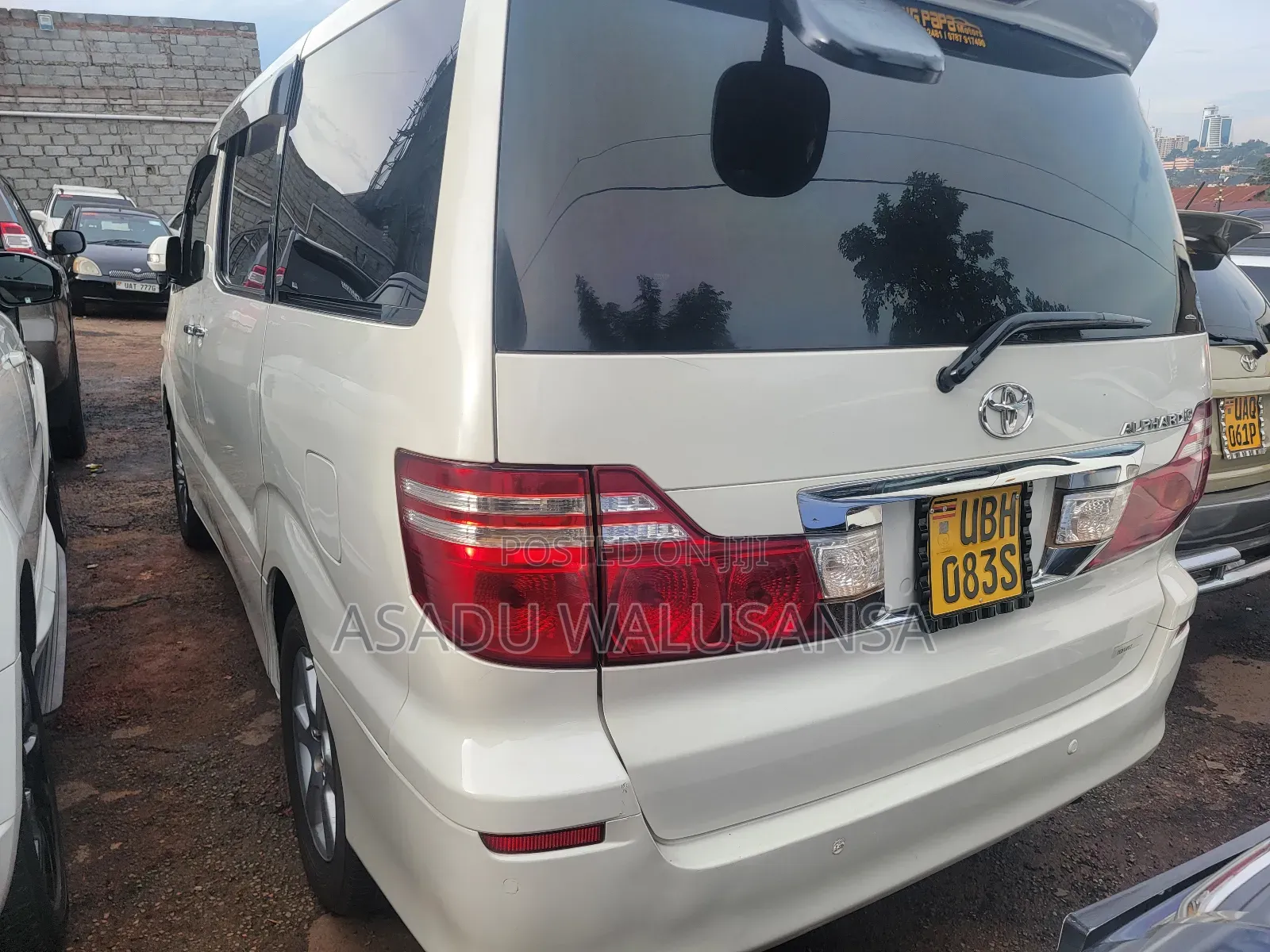 Toyota Alphard 2004 White