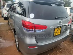 Toyota Wish 2012 Gray