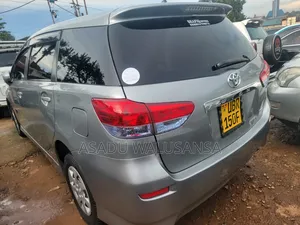 Toyota Wish 2012 Gray